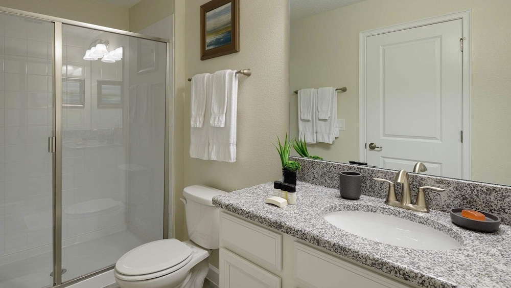 Championsgate Resort 6 Bedroom Private Pool Home with Theater 6 Home