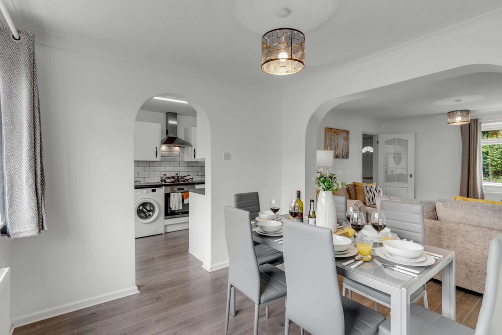 Host Stay Galley Lodge