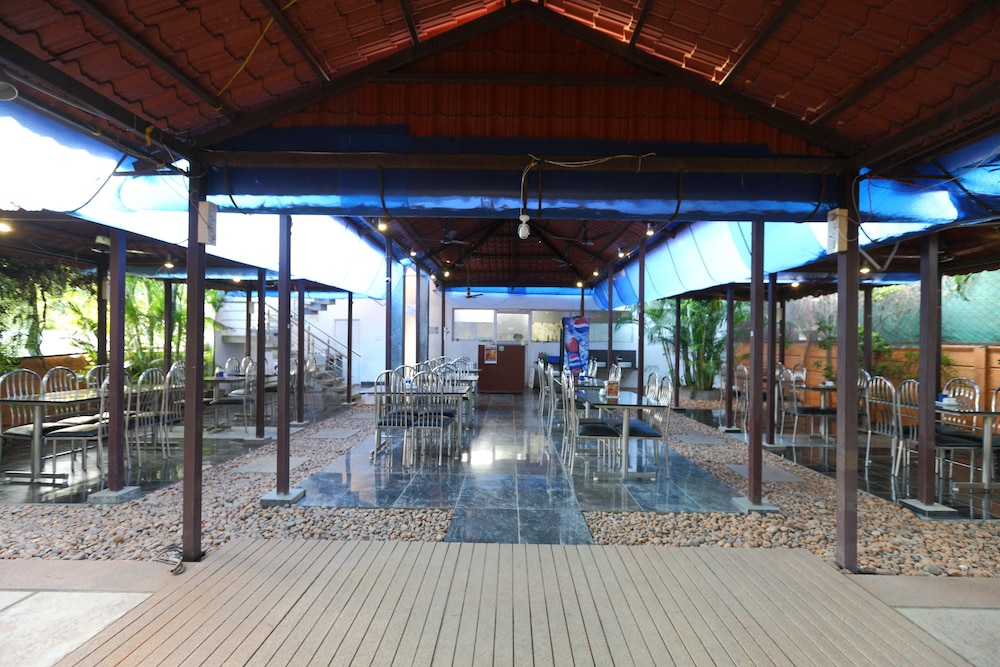 OYO 8229 Marine Drive
