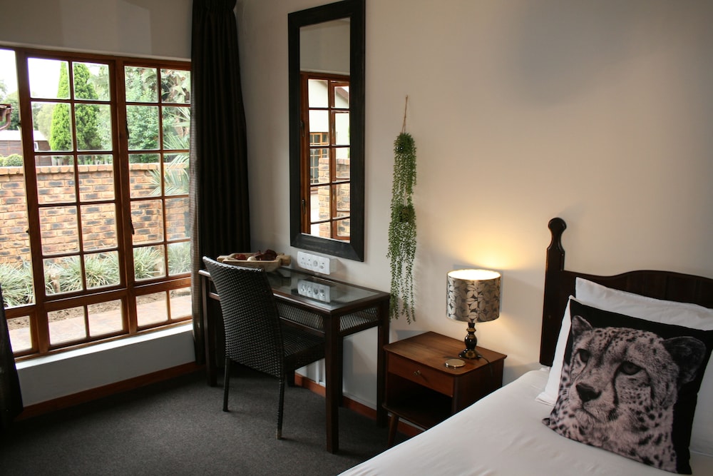 Aero Guest Lodge view 4
