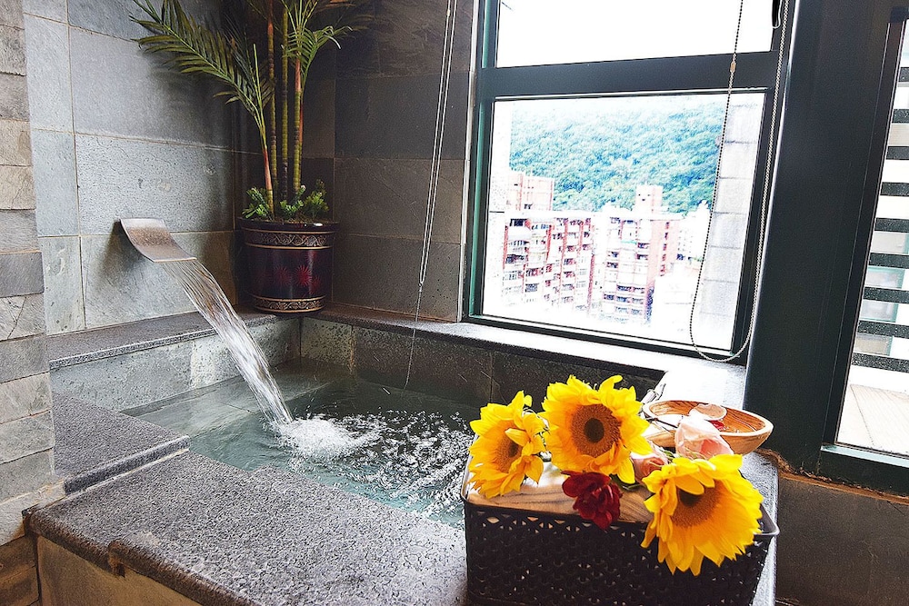 Jiaoxi 21 Hotspring Hotel