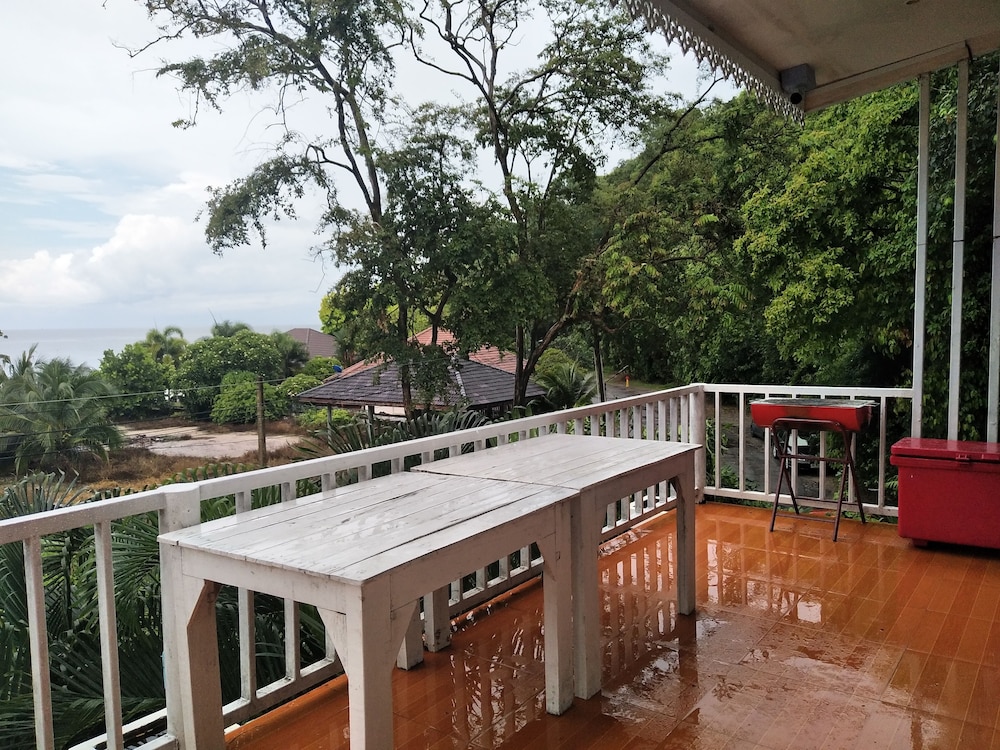 White House Mountian Beach Resort