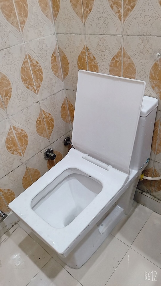 Shraddha Hotel