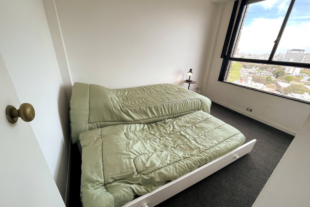 Palermo Panorama Stylish 2-bedroom High-floor Retreat
