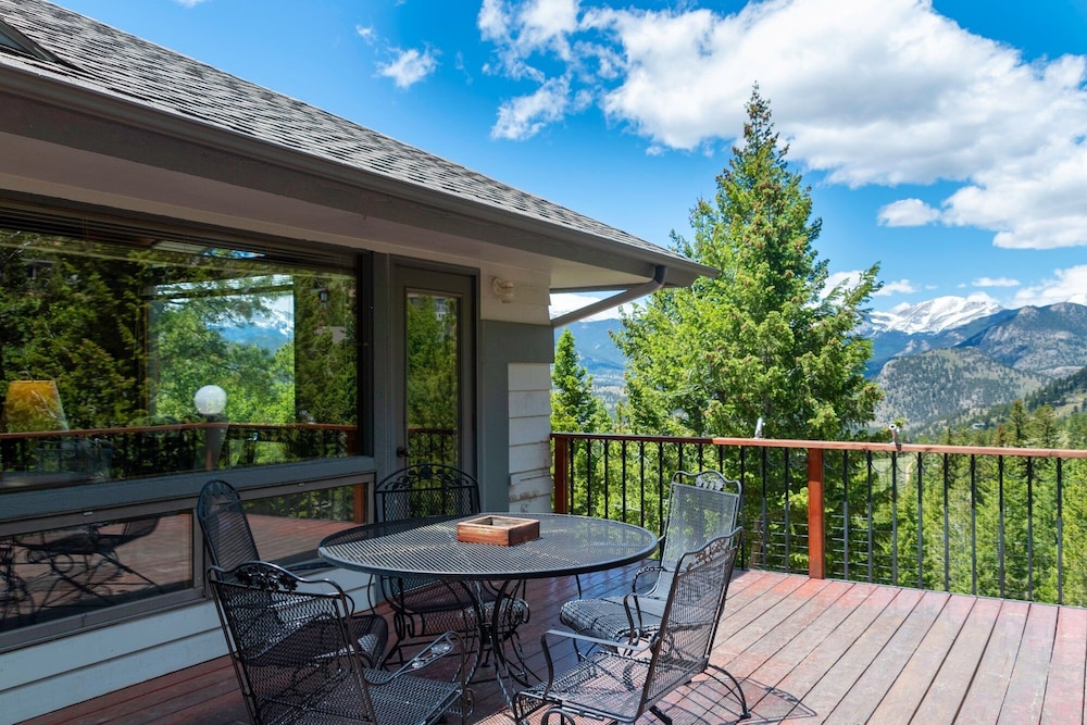 Griffin Family Vacation At Windcliff 4 Bedroom Home by RedAwning view 4