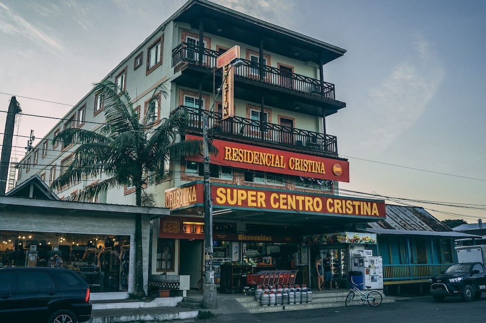 Hotel Residencial Cristina - Image 1