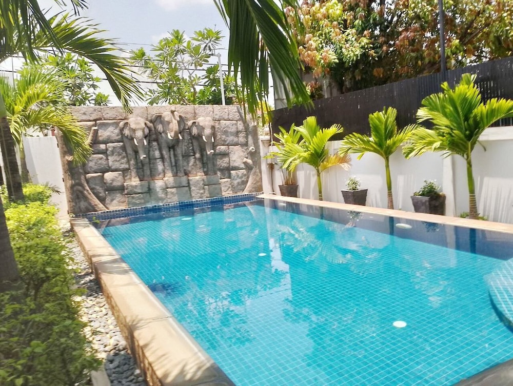 Siem Reap Vacations - D'Central Khmer Villa - Property Image 5