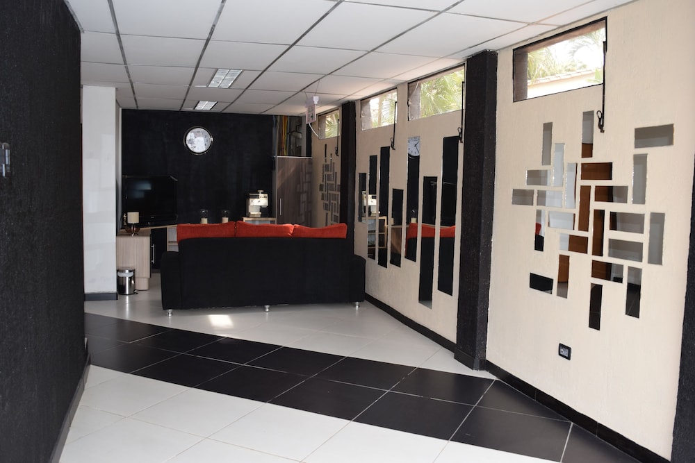 Acosta Ñu Apart Hotel