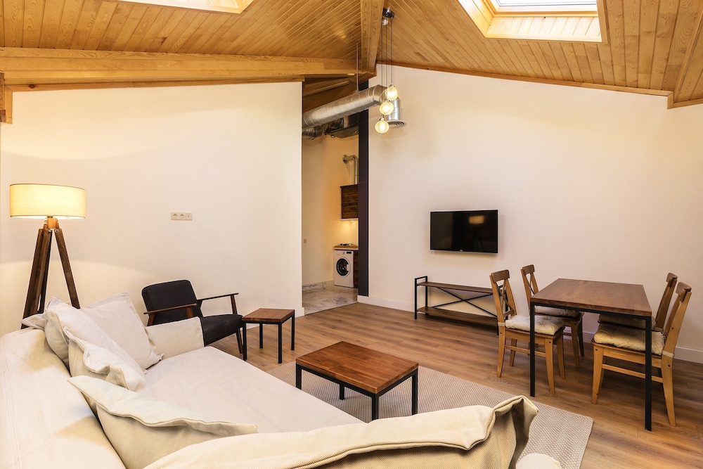 Raven Suites Old City Istanbul