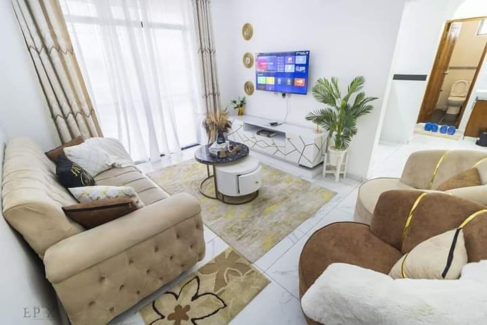 Lux Suites Rosavosa Apartments Bamburi