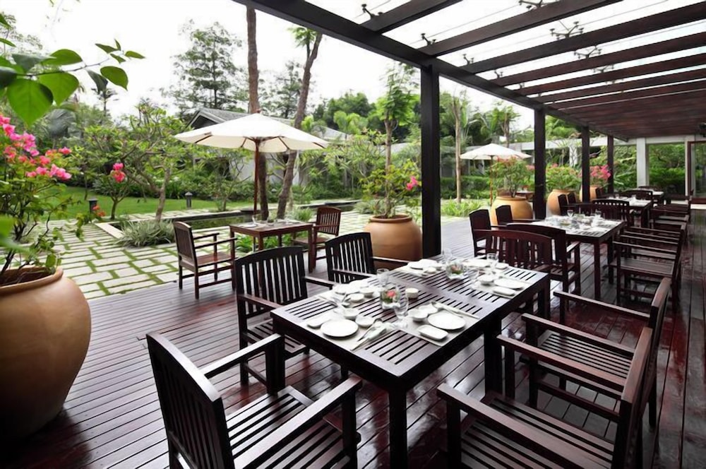 Litchi Garden Rainforest Hot Spring Resort