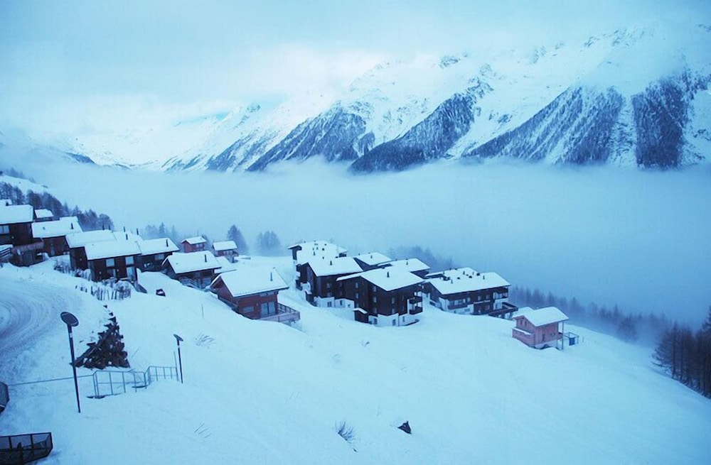 Swiss Chalet