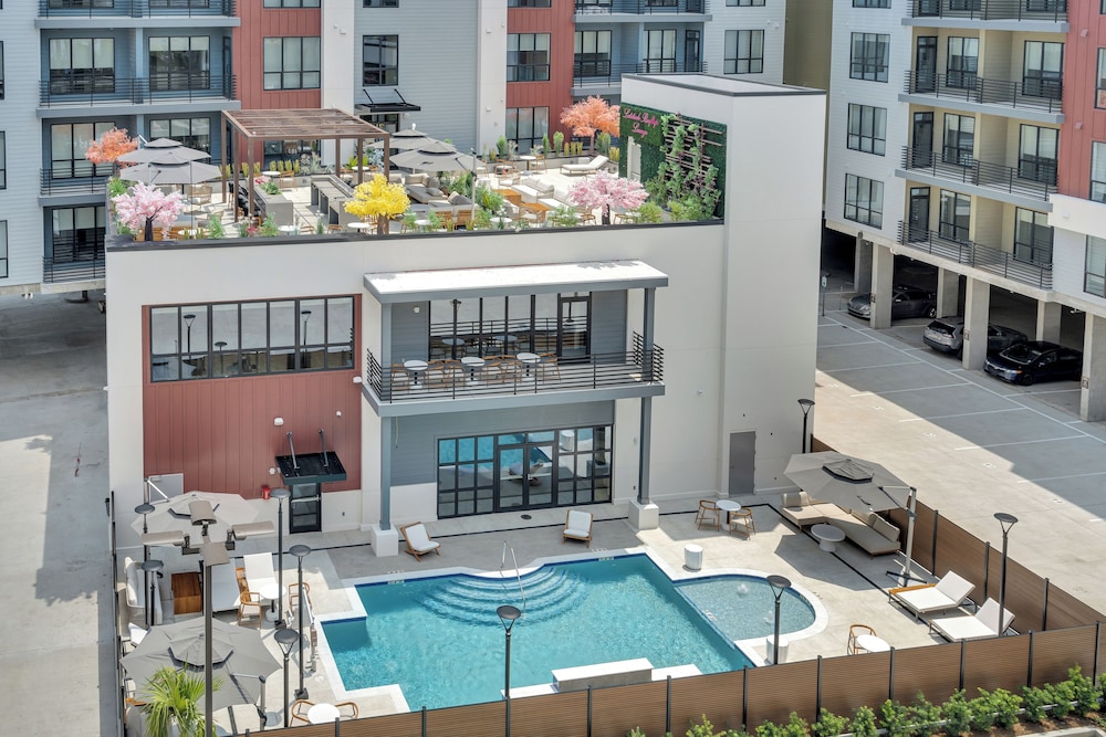 Latitude Apartments