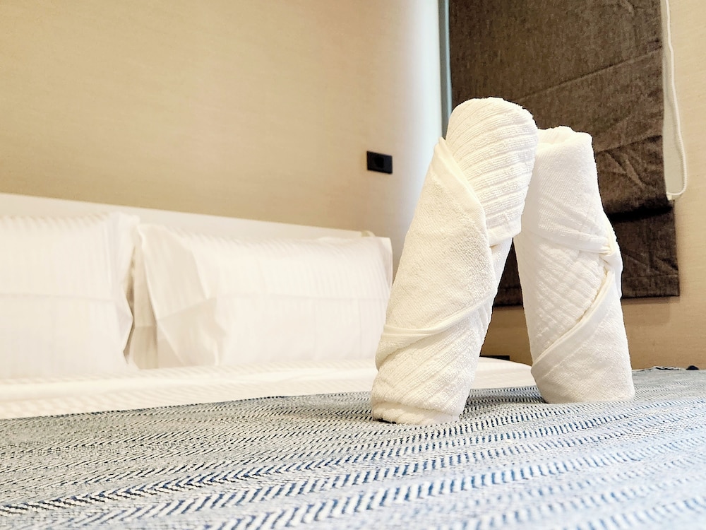 Promo! Luxury 2BR Suiteprime Spot