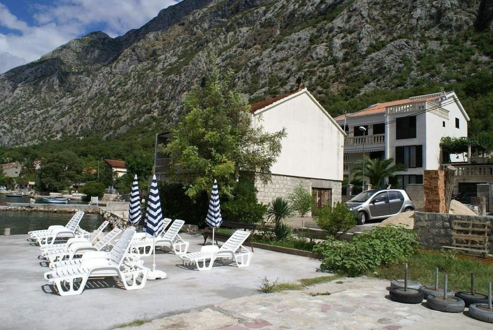 Apartments Radulovic