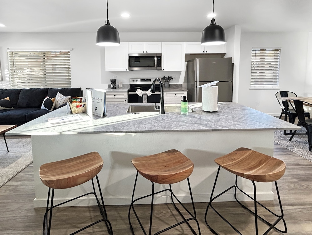 The Maverick Haus 3 Bedroom Townhouse