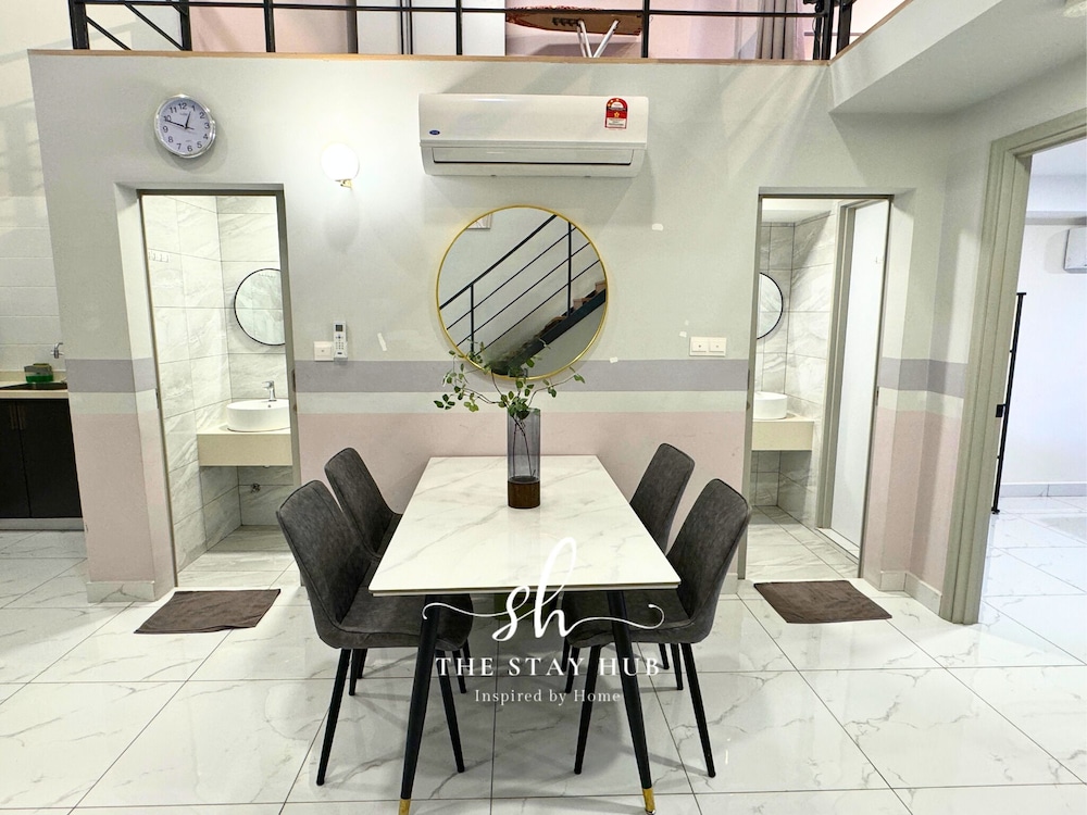 Arte Cheras Luxury Suites