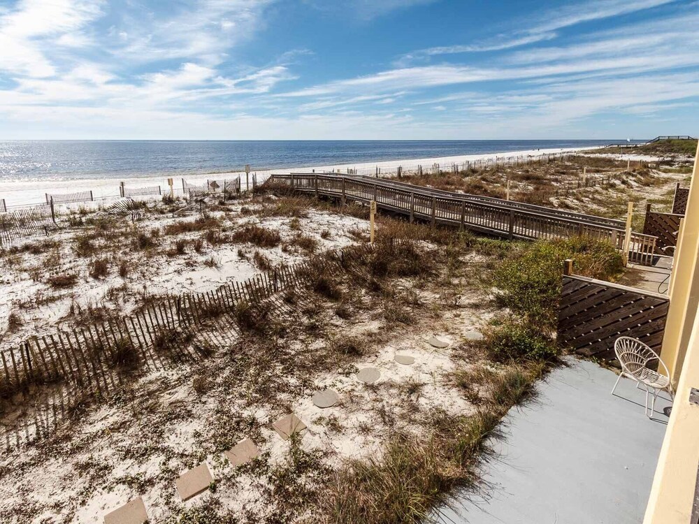 Surf Dweller 205 - Seaspray Getaway