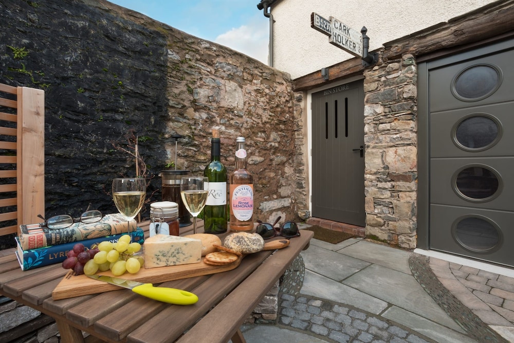 Wharton House Mews Retreat for two