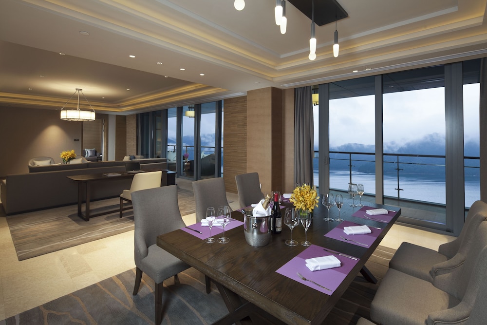 Crowne Plaza Hangzhou Thousand Island Lake by IHG