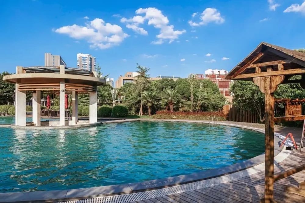 Phoenix Hotspring Resort