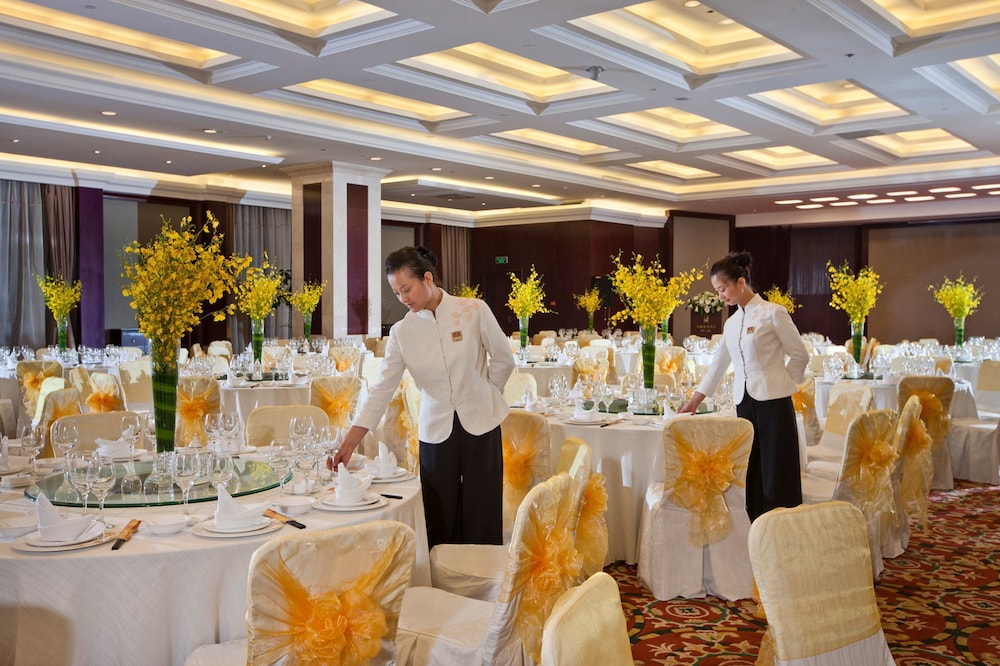 Nanjing Greenland Yuhao Hot Spring Hotel