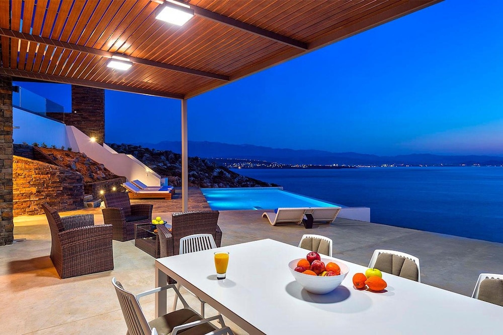 Tersanas Villas