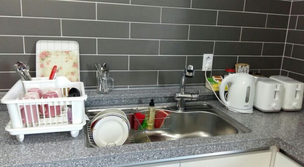 Namu Guesthouse & Pension - Hostel
