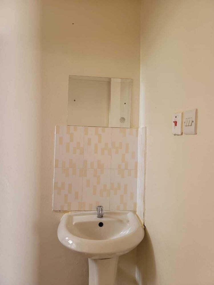 Lux Suites Bayloft Apartments Homabay