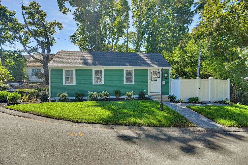 Walk to Main St: Osterville Village Gem w/ Patio