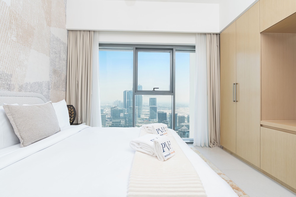 PVH - Elevated 1BR - Burj Royale