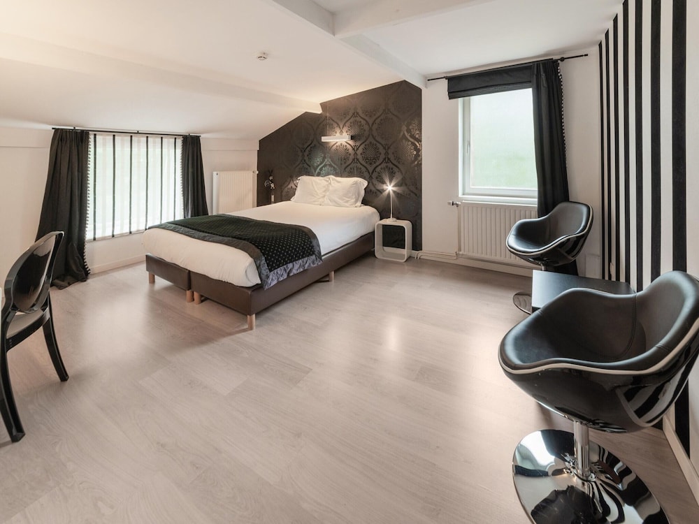 Spacious Villa Near Barvaux