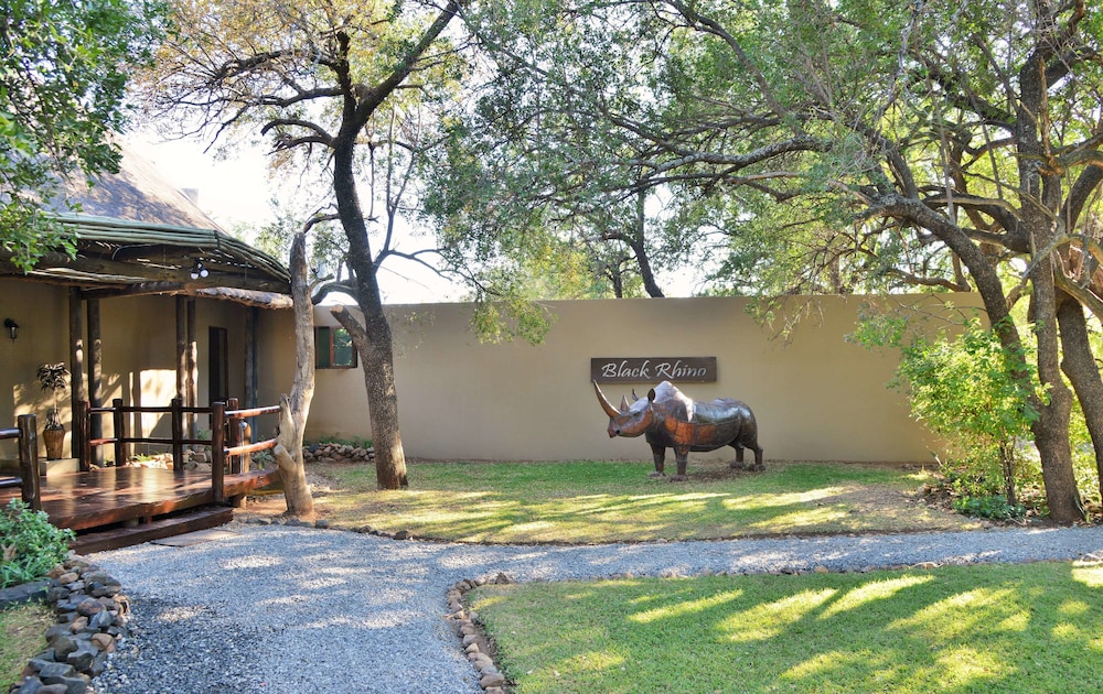 Black Rhino Game Lodge