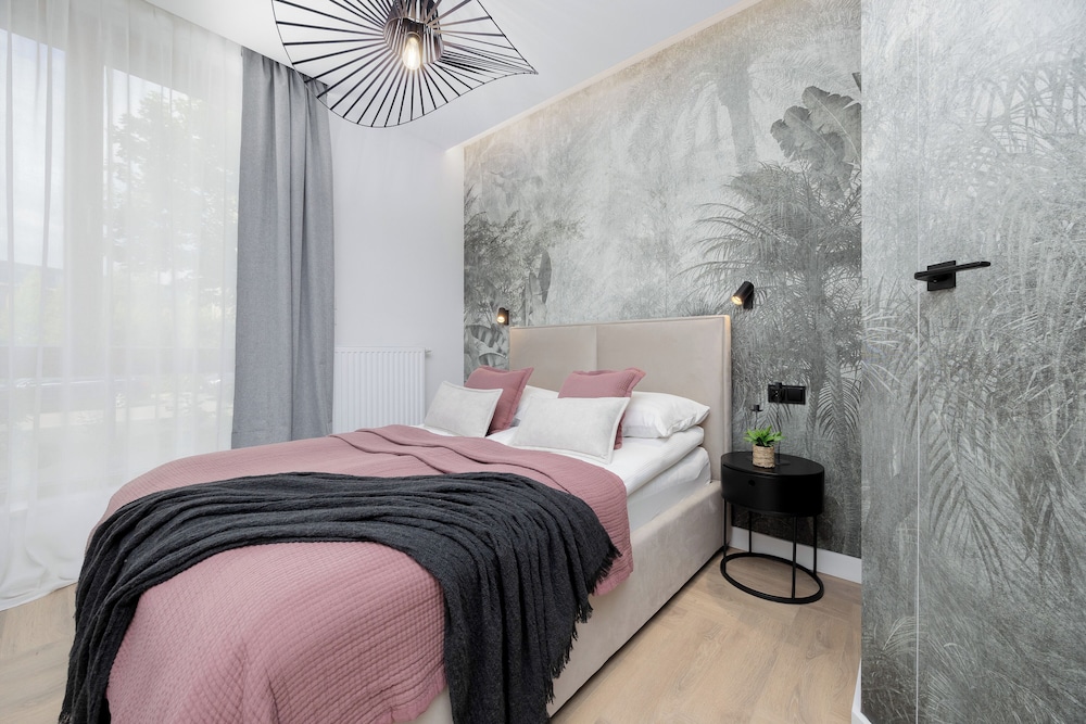 Wilanów Apartment Gym & Sauna by Renters view 4