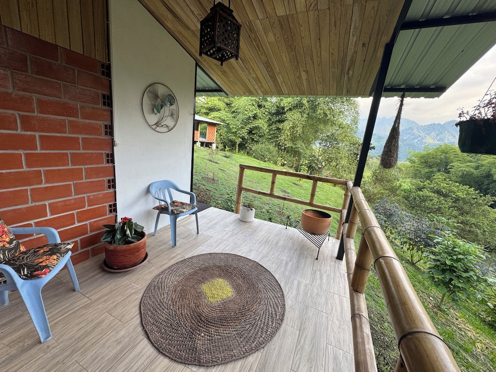 Green Bamboo Lodge