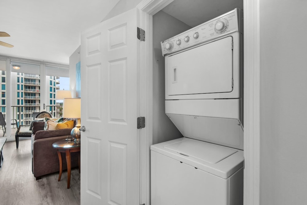 Palms Resort #2715 Full 2 Bedroom