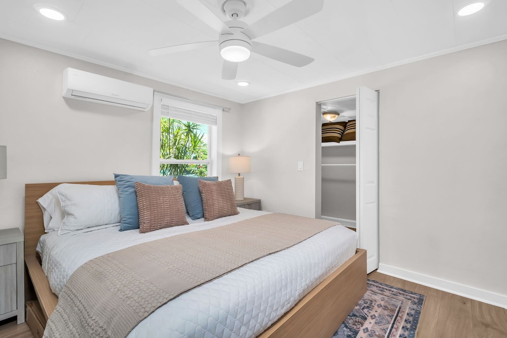 New Sweet Beach Nook Hot Tub Ocean Vibes