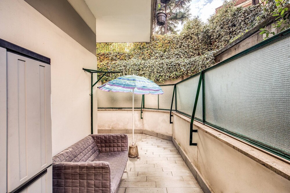 Ml Apartment - Ardesia Terrace Colosseo - 2bdr