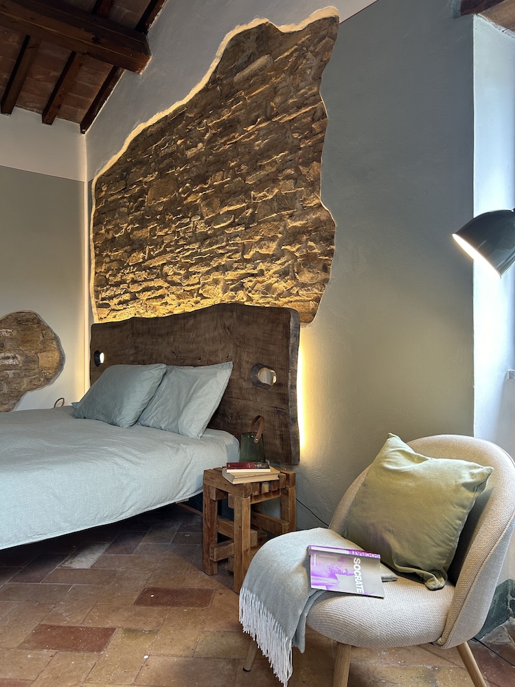 Podere Pietraluna