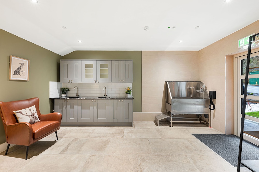 Host Stay Rock Mill 8