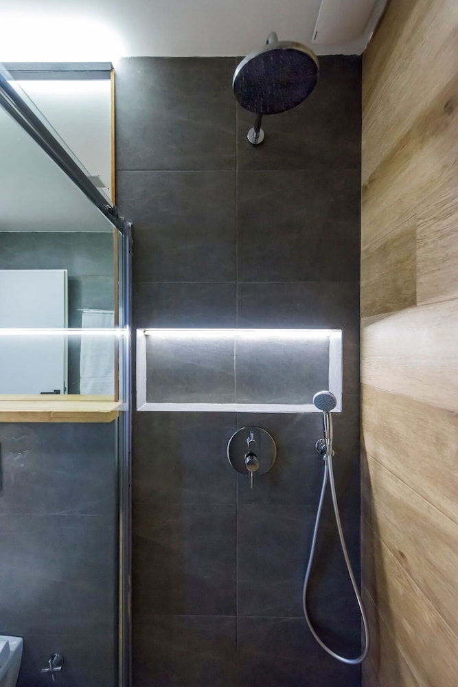 Aigli Seafront Loft-luxury Design Retreat