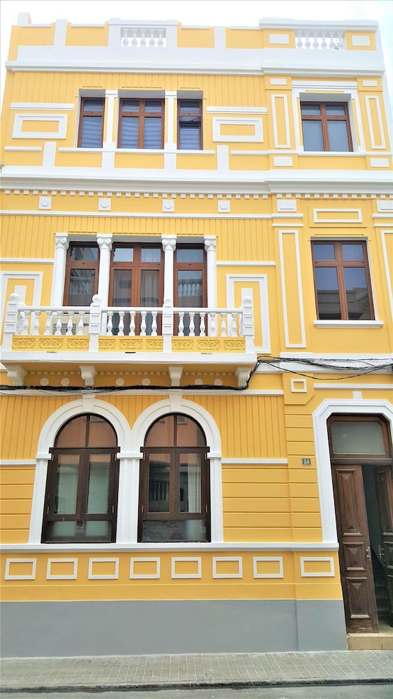 Hotel Los Canaritos Guest-House - Image 1