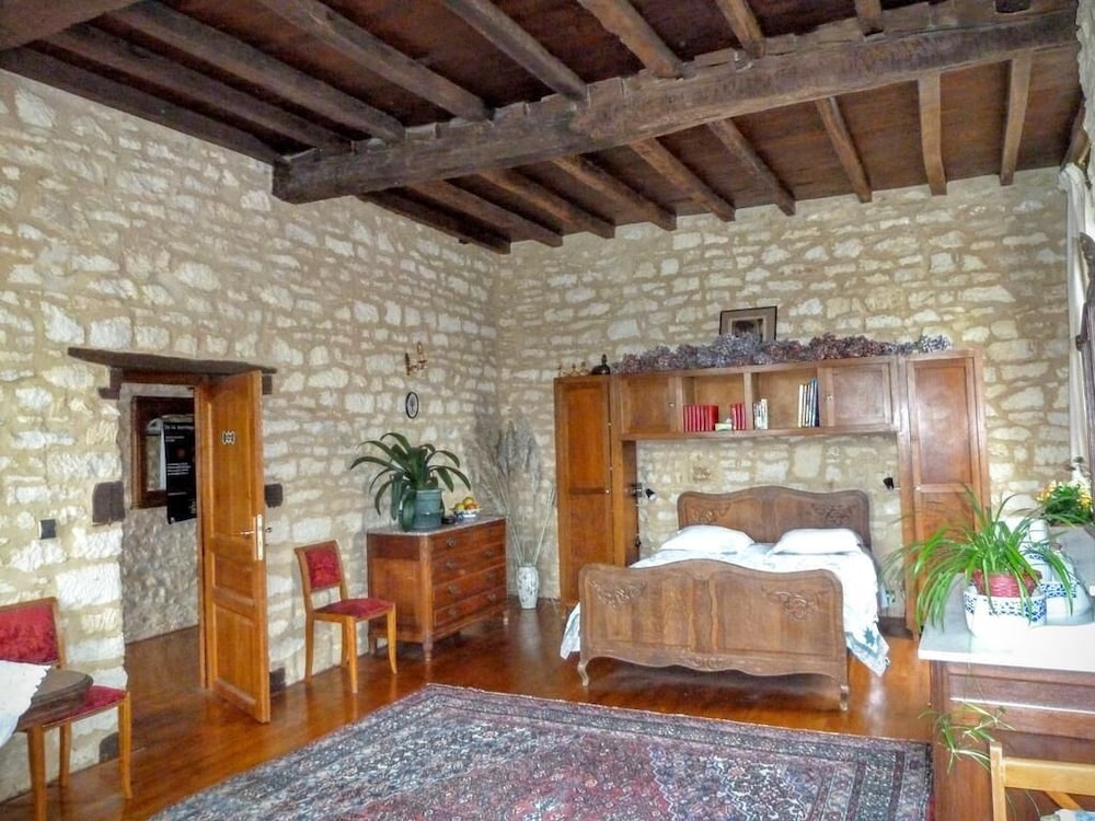 Maison les Beaux Arts view 4