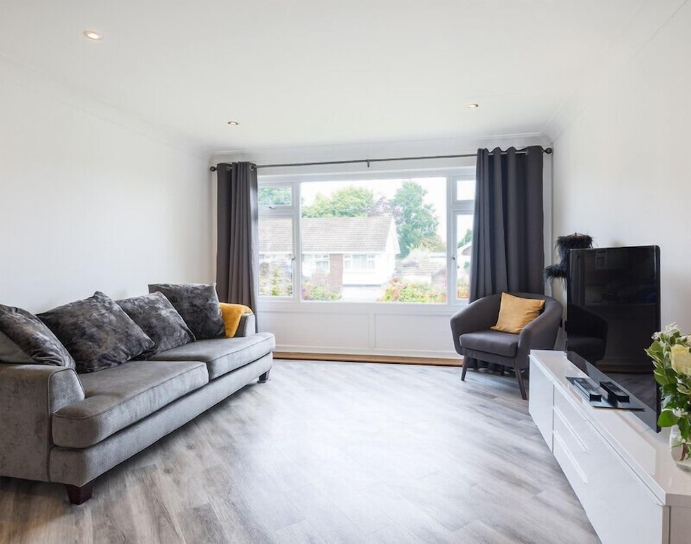Greenaway, 4 Rockhaven Gardens