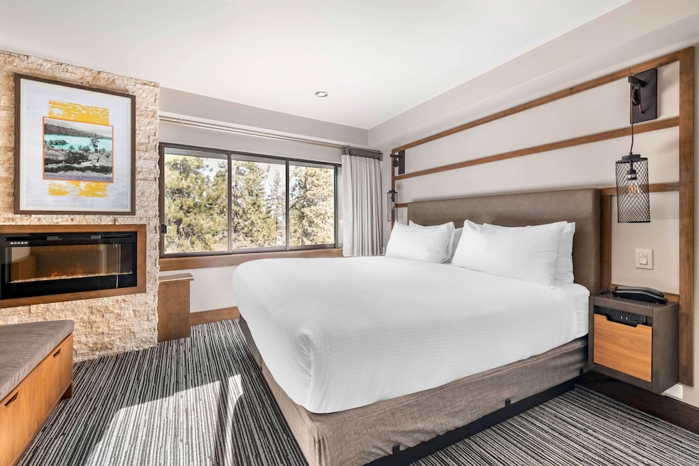 San Francisco Vacations - Hilton Vacation Club Tahoe Seasons Lake Tahoe - Property Image 35