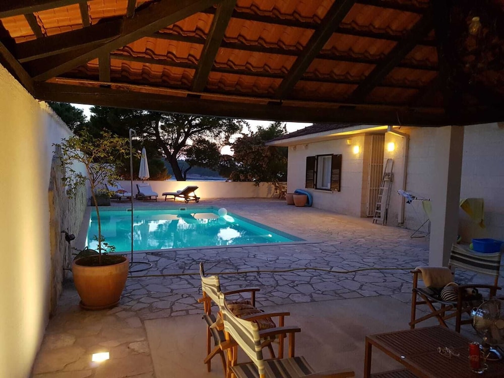 Supetar Vacations - Beautiful Villa With Breathtaking Views - Property Image 8
