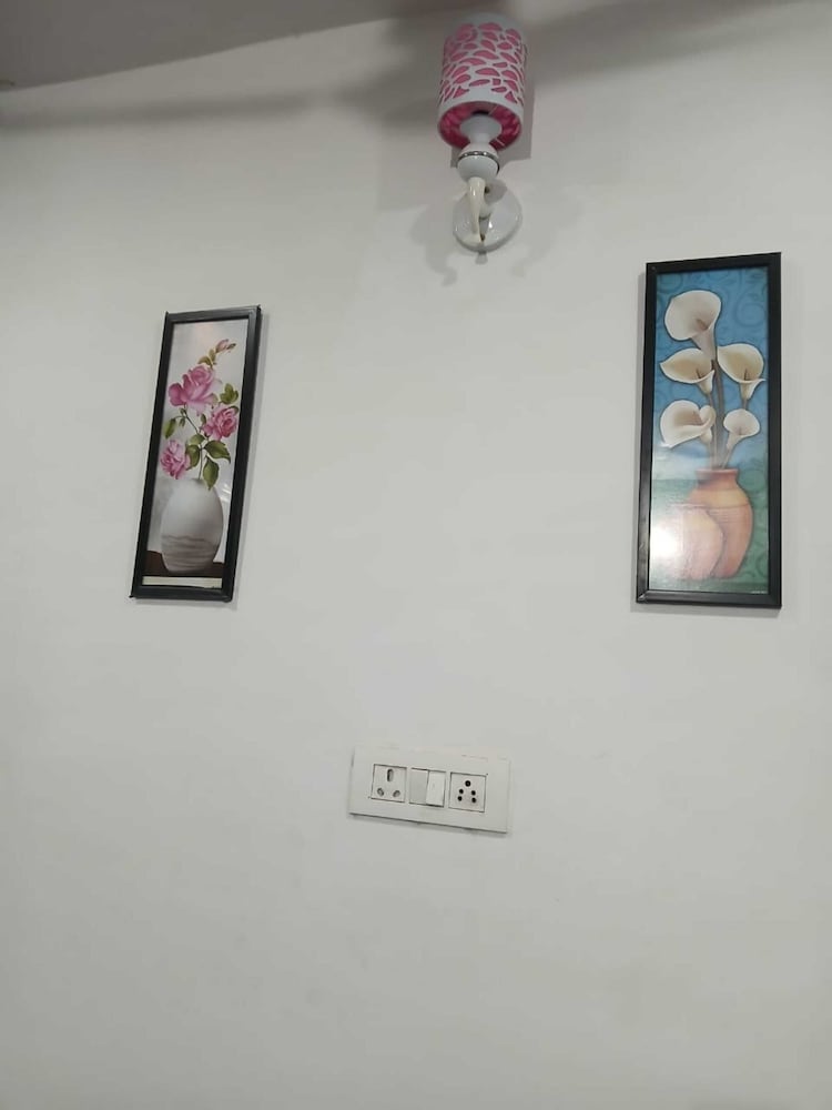 Kaashvi Home Stay