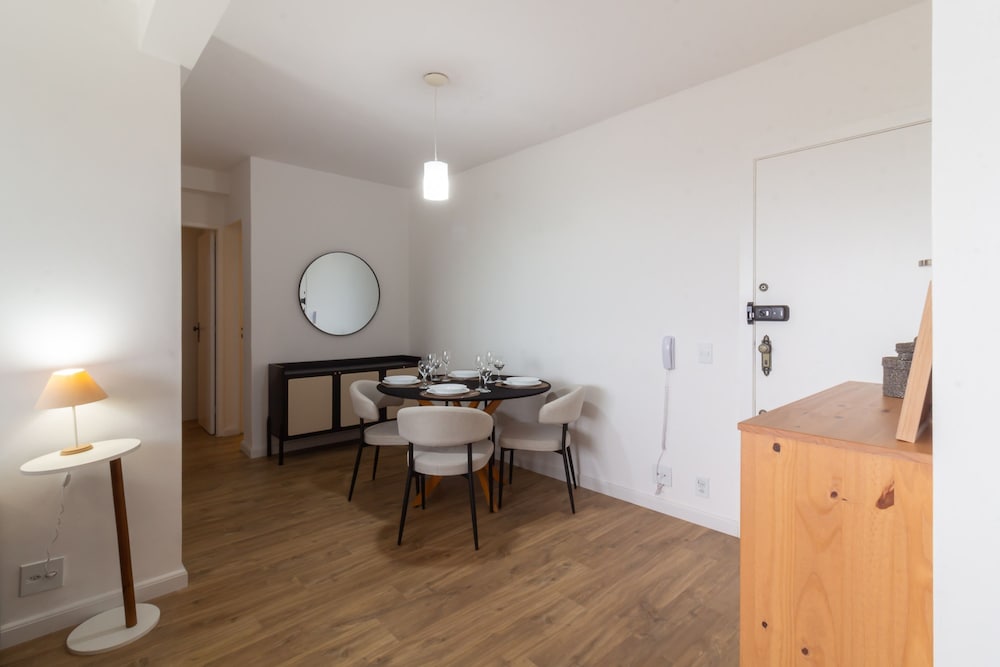 Your Complete Retreat in Barra da Tijuca Av702