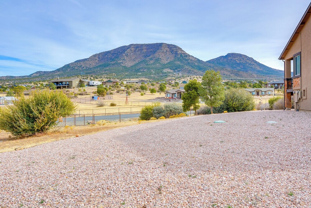 Winter Haven w/ Mtn Views in Prescott Valley