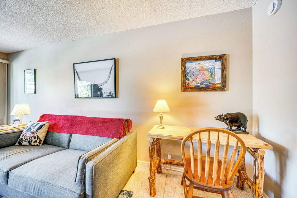 6 Mi to Skiing: Condo w/ Balcony in Fraser!